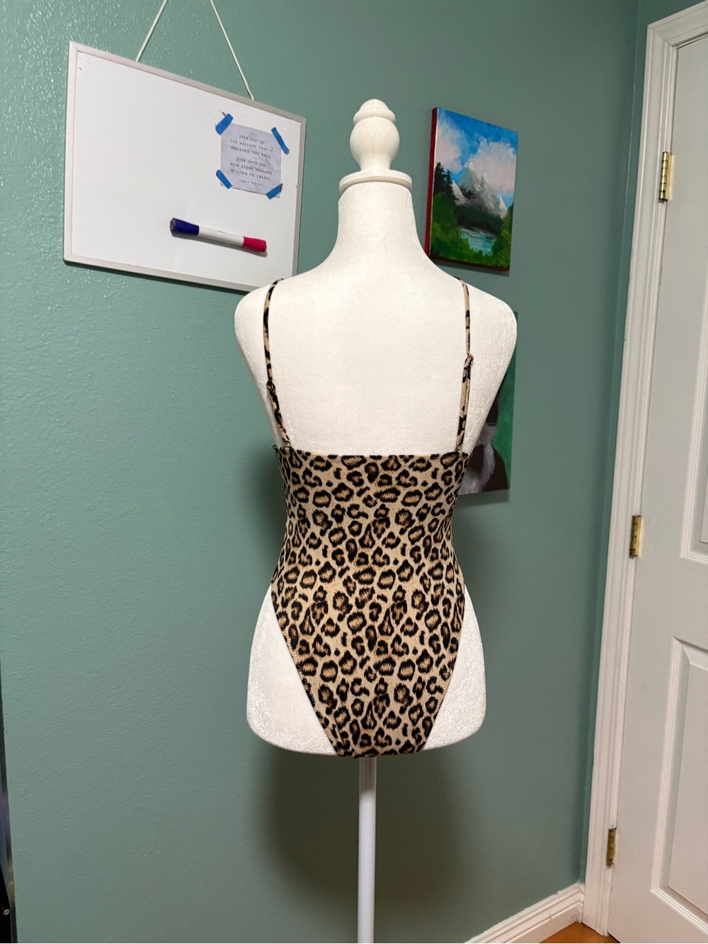 La Hearts Leopard High-Cut Print Tie-Front Bandeau Swimsuit- Cheetah Print - Picture 3 of 5